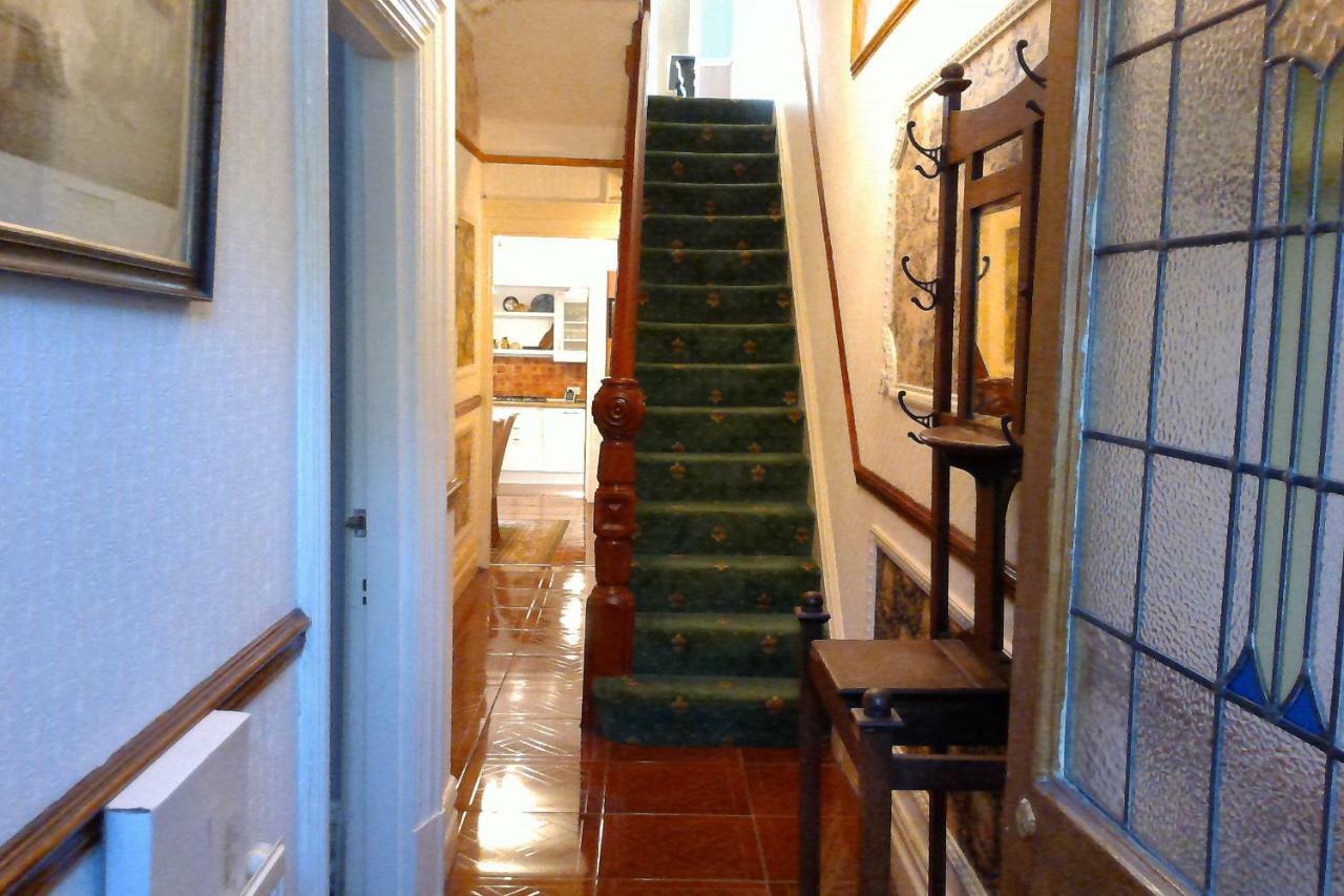 ホテルBeautiful Victorian House カーディフ エクステリア 写真